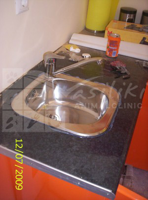 Consult room preparing6